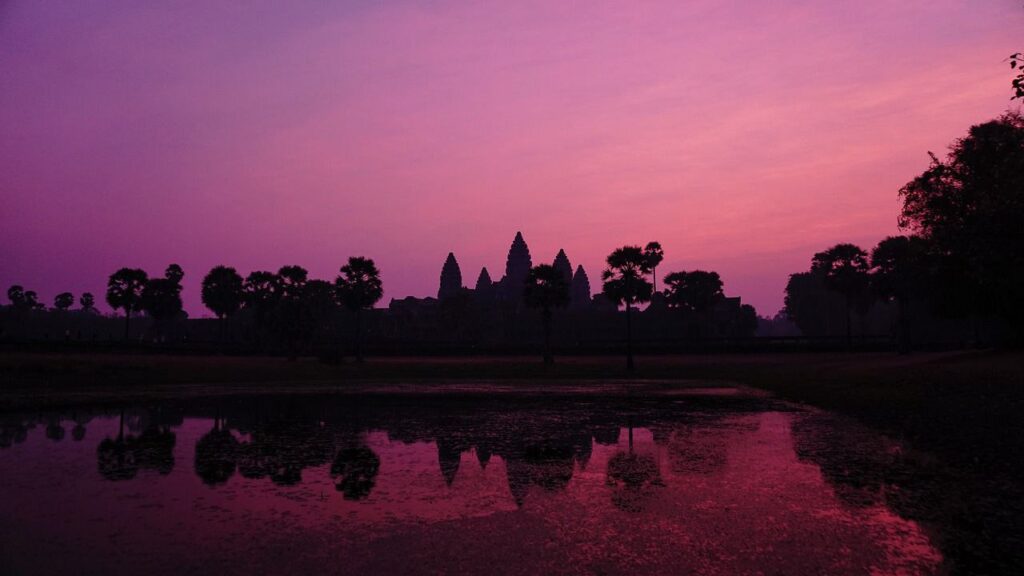  https://diginamad24.in/angkor-wat-cambodia-a-timeless-wonder-of-the-world/ 